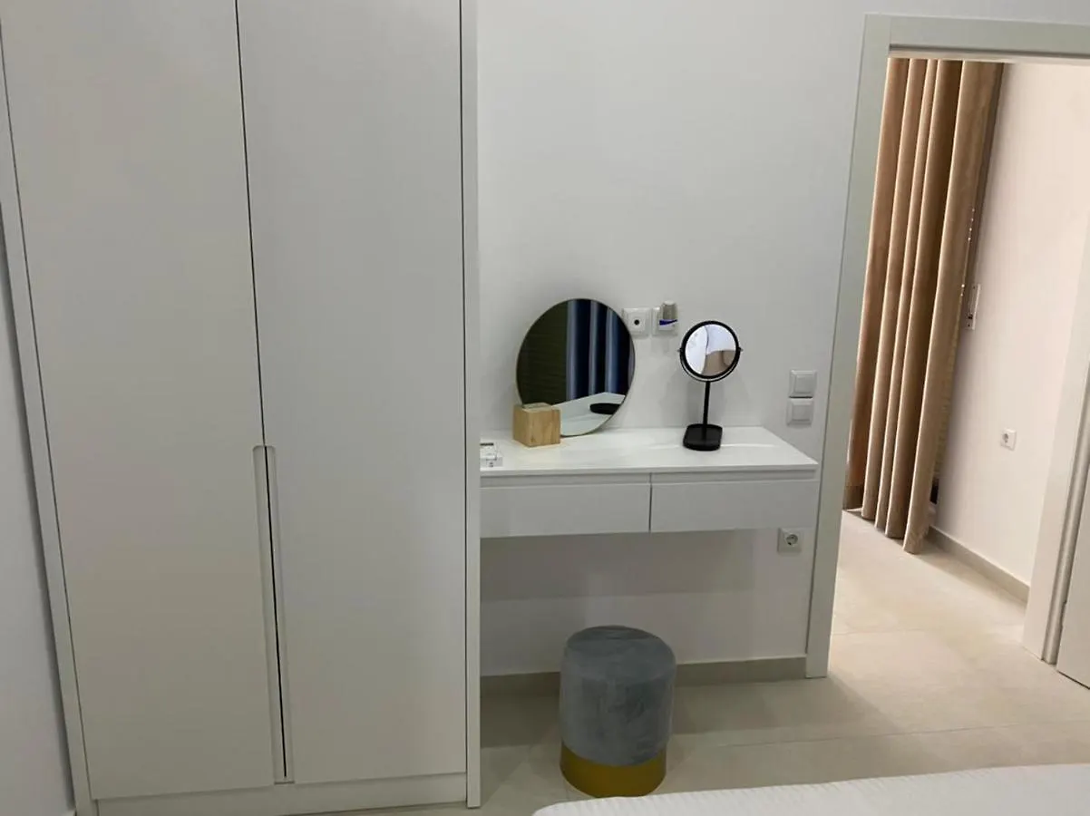 Apartment Artemis Himare