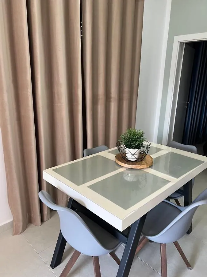 Apartment Artemis Himarë 0*,  Albanien