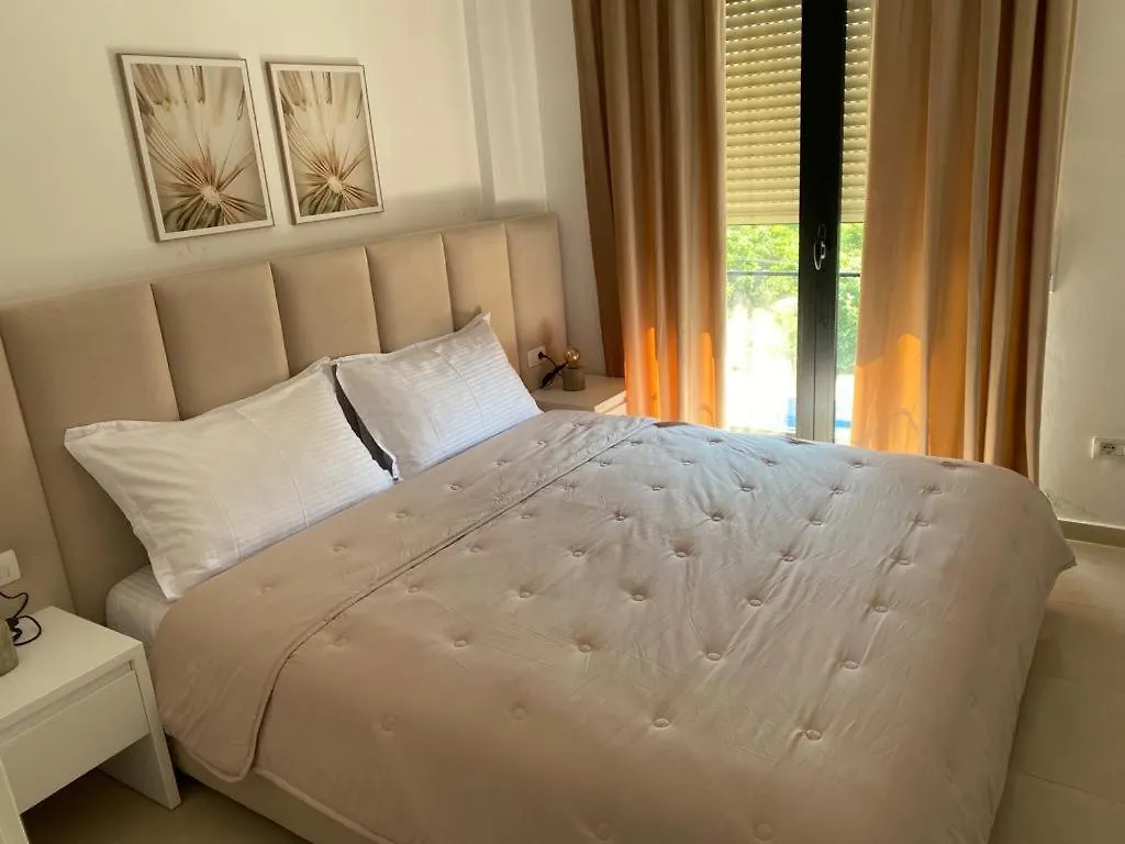 Apartment Artemis Himarë