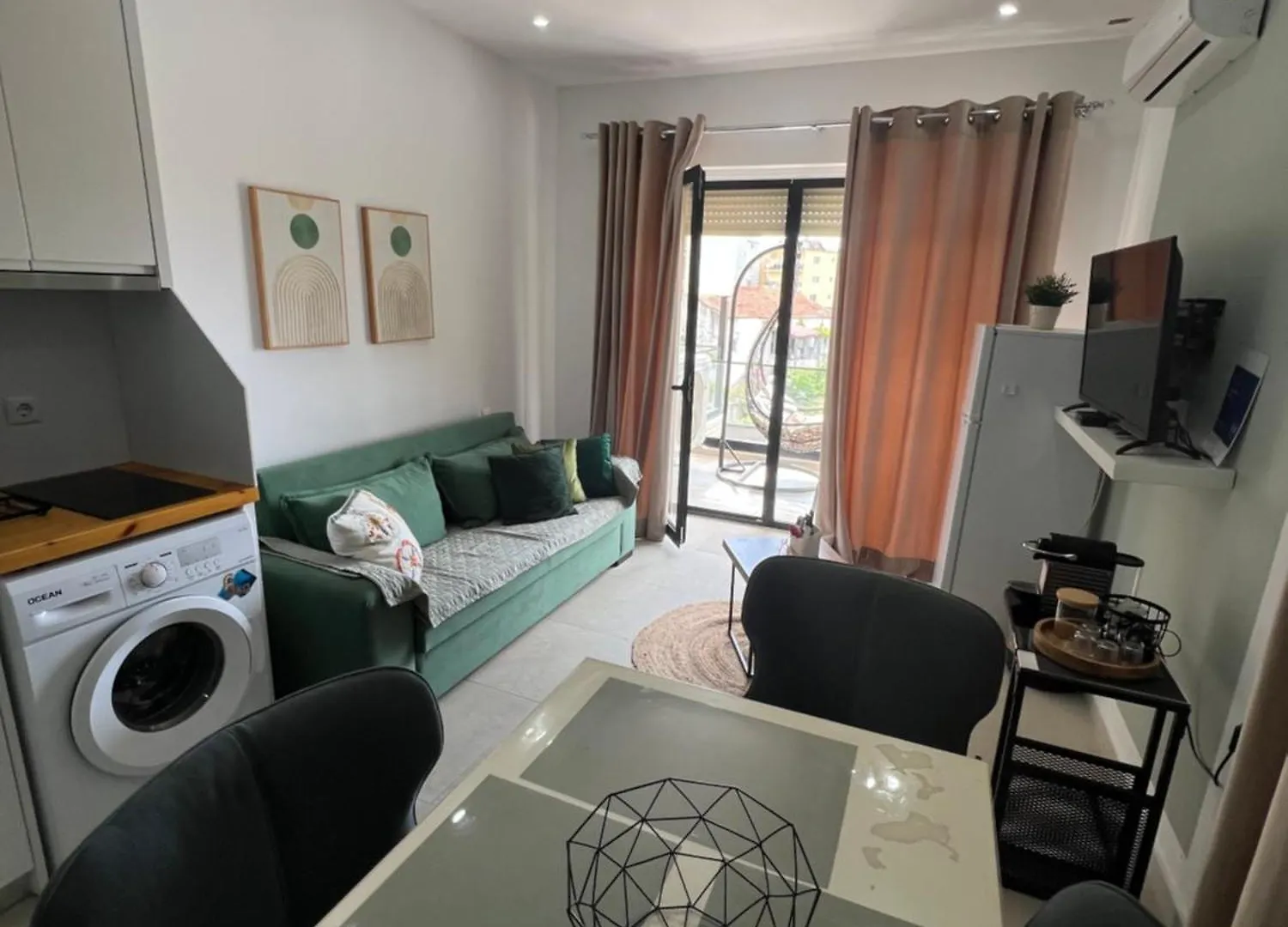 Apartment Artemis Himarë